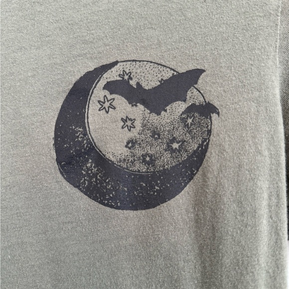 4/$25 Cotton on Green Graffic tee Size S - Picture 6 of 6